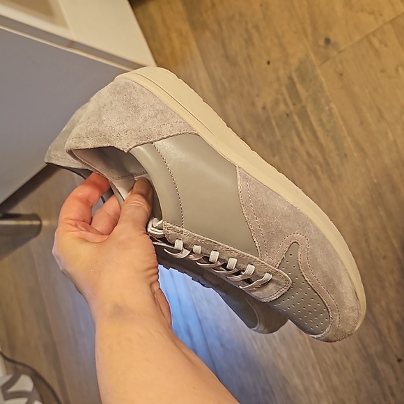 Vionic Karigan Classic Leather Sneakers Shoes grey 7 - Picture 12 of 12